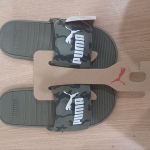 Camo puma slides nwt